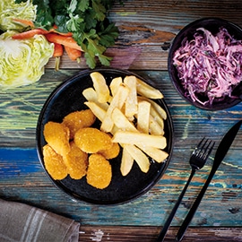 Veganské nugetky se salátem Coleslaw